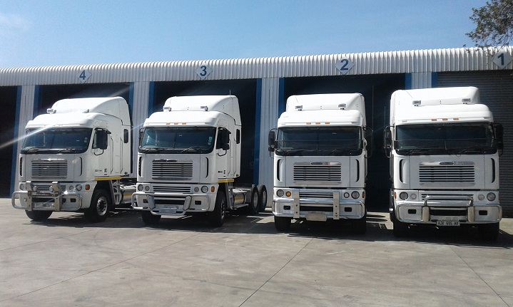 Freightliner-Argosy-Trucks-For-Sale